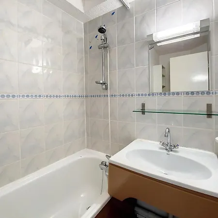 Confortable Pour 4 Pers. Avec Balcon Et Tv, Prox. Pistes Aux Menuires - Fr-1-344-1043